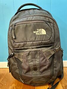 EUC The North Face Recon Backpack Black Outdoor Hiking Laptop Flexvent Padded