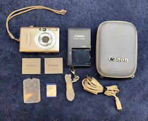 Canon PowerShot SD600 ELPH 6.0MP with cable, charger, SD card, 2 batteries, case