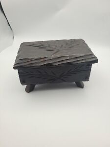VINTAGE FOOTED HAND CARVED WOODEN JEWELRY TRINKET BOX BEAUTIFUL Burned Wood