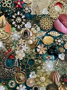Vintage Costume Jewelry Lot, Tiny Bits Charms & More Craft #100+DiY- Art Upcycle