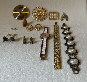 Lot Of Vintage Jewelry. Joan Rivers Square Pearl Pin