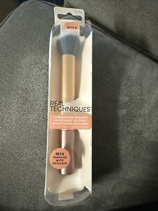 New ListingReal Techniques Complexion Blender Makeup Brush 01705