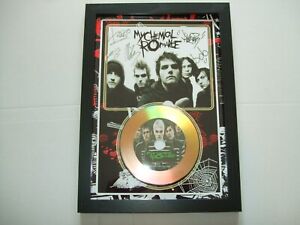 MY CHEMICAL ROMANCE   LIMITED EDITION SIGNED   AUTOGRAPH 8 FRAMED A4