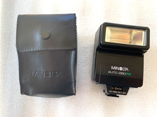 Minolta Auto Electroflash 280PX Shoe Mount Flash With Case