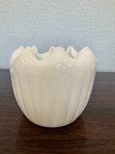 New ListingTulip milk glass vase, white scalloped edge vintage