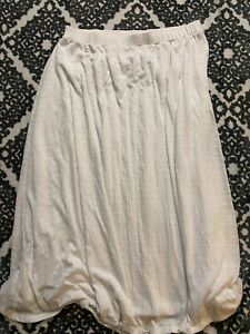 Lane Bryant white maxi embroidered skirt size 18/20w