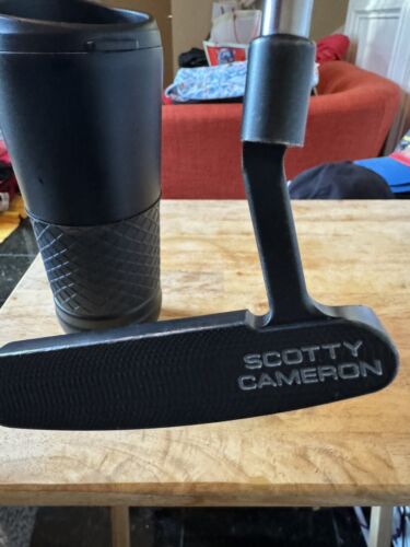 Scotty Cameron Select Newport Putter Golf Club