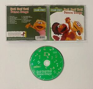 Sesame Street – Hot! Hot! Hot! Dance Songs (2008) CD