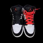 Nike Air Jordan 1 Mid Black Toe