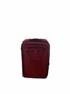 Travelpro Maxlite Lightweight 22 inch Expandable Carry-On Rollaboard - Red Read