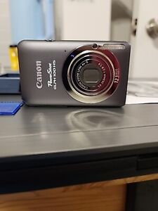 Canon PowerShot ELPH 100 HS / IXUS 115 HS 12.1MP Digital Camera Silver Gray & SD