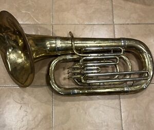 New ListingCouesnon Paris Baritone 58078. Ready To Play.  Needs TLC / Great Antique Piece