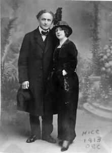 Harry and Beatrice Houdini Photograph - Vintage Photo from 1913