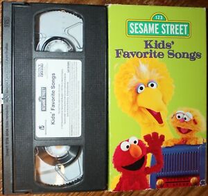 Sesame Street: KIDS' FAVORITE SONGS (vhs) Elmo, Big Bird, Muppets. VG Cond. Rare