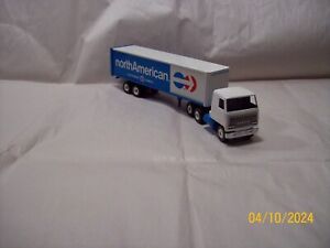 Winross collectible trucks - North American Van Lines  Electronics Exhibits-MACK