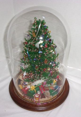 WESTRIM  BEADED CHRISTMAS TREE SCENE UNDER GLASS DOME 13
