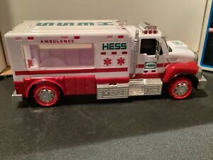 2020 Hess Ambulance  Missing Rear Door And Rescue Inside