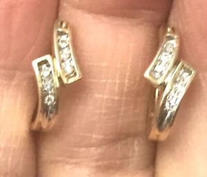 10k Yellow Gold .12CT  Round Cut Diamond bypass Earrings