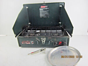 Coleman 2 (Two) Burner Propane Stove 5423E700 W/ Free Metal Plates & Can Opener.