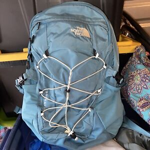 The North Face Unisex Borealis Backpack Teal Great Condition Laptop Sleeve
