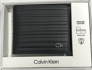 New Calvin Klein Men's Genuine Leather Passcase Wallet Gray Color $27.00