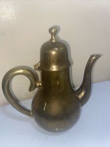 New ListingVintage Brass Teapot Coffee Pot with Attached Lid Made in India 9