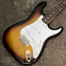 Fender Japan ST62M Stratocaster Guitar 3-Tone Sunburst Medium Scale