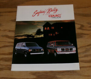 Original 1989 GMC Safari & Rally Van Sales Brochure 89