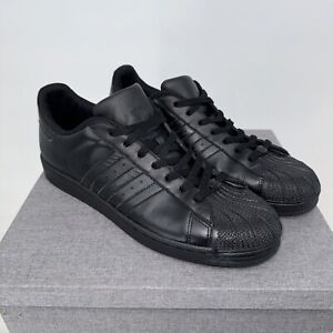 Size 14 - Adidas Superstar Triple Black - Vintage
