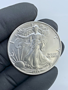 1 OZ American Eagle Walking Liberty Silver Dollar 1986 Uncirculated Uncertified