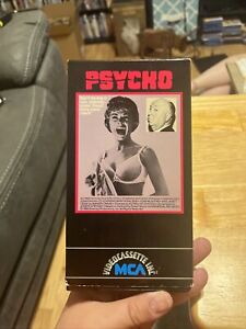 Psycho VHS 1980 MCA Rainbow Alfred Hitchcock Horror Classic Movie Film