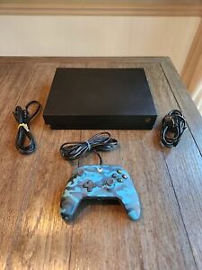 Microsoft Xbox One X (1787) 1TB - Black Video Game Console Bundle Tested