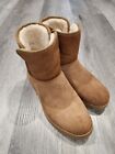 UGG LEATHER WOMEN BOOTS SIZE 9