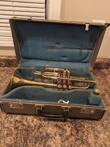 Conn Director Trumpet circa 1959 Good Condition Serial #824634