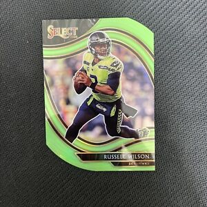 New Listing2020 Select Football Russell Wilson #304 Field Level Neon Green Die-Cut Prizm
