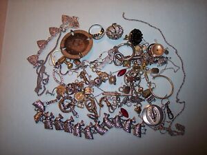 New Listingjunk drawer jewelry, Untested, (187 grams)