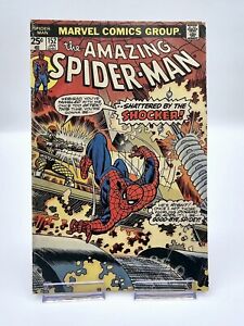 Amazing Spider-Man #152 (Marvel, January 1976) VG-/VG Condition