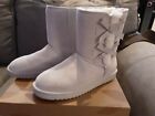 UGG Classic Short Victoria Boot for Women Size 10 - Oyster