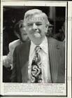 1974 Press Photo Harold Nelson of Associated Milk Producers leaves court in D.C.