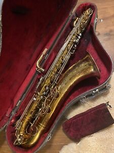 King Super 20 Baritone Saxophone