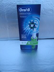 Oral-B CrossAction Rechargeable Electric Toothbrush - Green Brand New
