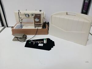 Vogue Stitch Super Dial Sewing Machine In Case