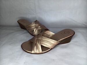 FT Made In Italy Gold Criss Cross Strap Wedge Sandals Women’s Size 9 New