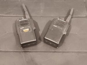 Set of 2 Motorola EX500 UHF Radio Talkies Two Way AAH38KDC9AA3AN