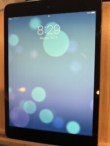 Apple iPad mini 2 7.9'' Tablet 16GB Wi-Fi - Space Gray -Used
