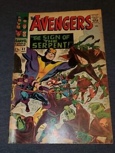 Avengers #32 VG- from Marvel Comics 1960's 