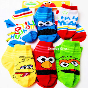 Sesame Street Toddler Socks 2T-4T Elmo, Cookie Monster Oscar  6 pairs new
