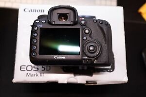 New ListingCanon EOS 5D Mark III 22.3 MP Digital SLR Camera - Black (Body Only)