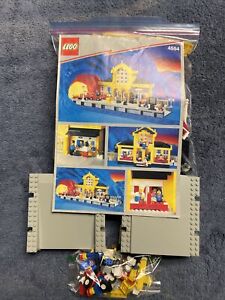 LEGO Trains 4554 Metro Station 100% Complete W/Instructions
