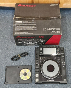 Pioneer CDJ-2000NXS Pro DJ Multi Player Digital Turntable Pre-owned w/ Box #1